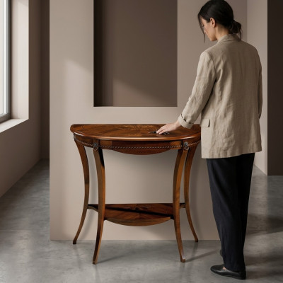 Mesa de consola, mesa de centro, mesa auxiliar, mesa de café, sofá de madera, mesa en estilo antiguo.