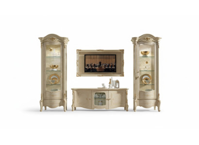 Mueble de televisión clásico y marco de madera natural en estilo clásico.
