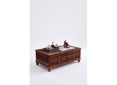 Mesa de centro clásica de madera para la sala de estar con cajones.