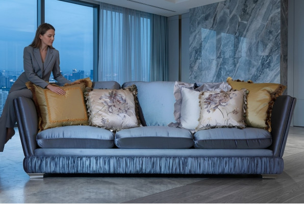 Habitación triple clásica Sofá color azul Sala de estar Sofá textil Clásico