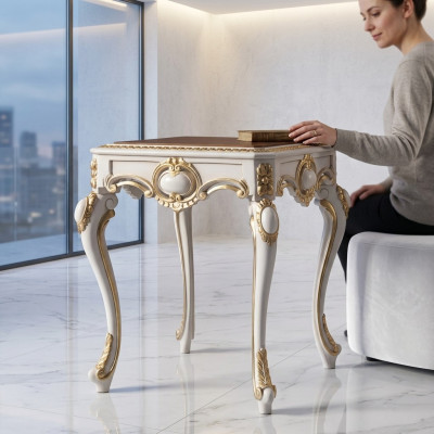 Mesa auxiliar de mesa barroca de madera. Muebles italianos Mesitas auxiliares rococó.