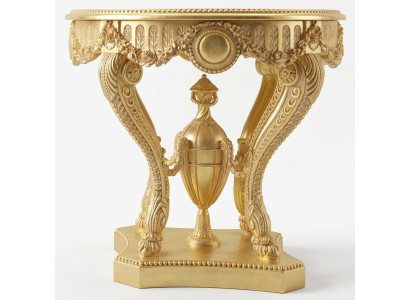 Mesa de centro de madera italiana vintage en oro para sala de estar.