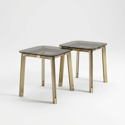Mesa auxiliar vintage de metal y cristal de material real para sala de estar.