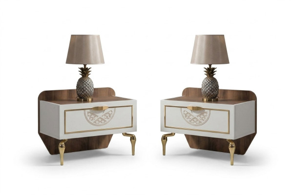 Mesitas de noche, dormitorio, mesa auxiliar, mesas Chesterfield, consolas.