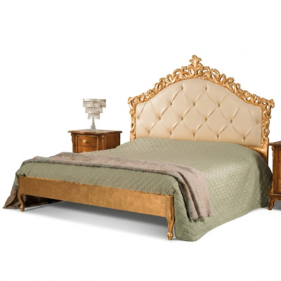 Nueva cama doble Chesterfield de lujo con cabecero tallado