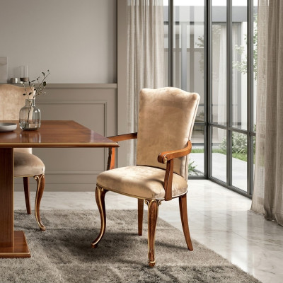 Silla de comedor de una plaza de madera de diseño italiano.