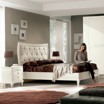 Conjunto de cama dormitorio Cama 2 x mesita de noche Madera Muebles clásicos italianos de 3 piezas