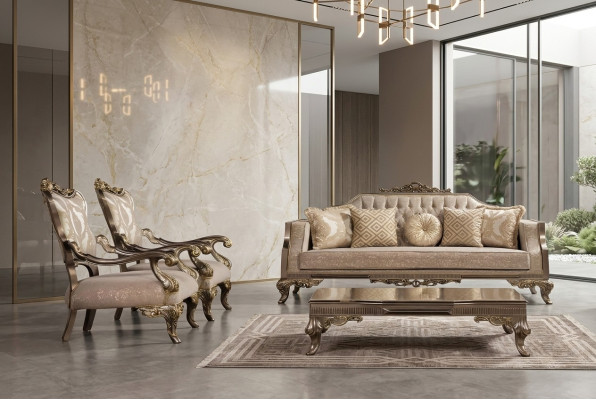 Un lujoso, clásico sillón barroco en beige y dorado de Chesterfield.