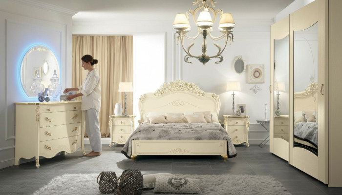 Conjunto de dormitorio Bizzotto cama mesita de noche cómoda espejo armario de 5 piezas.