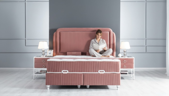Juego de dormitorio rosa con cama de metal estilo 2 mesitas de noche modernas nuevas de 3 piezas.