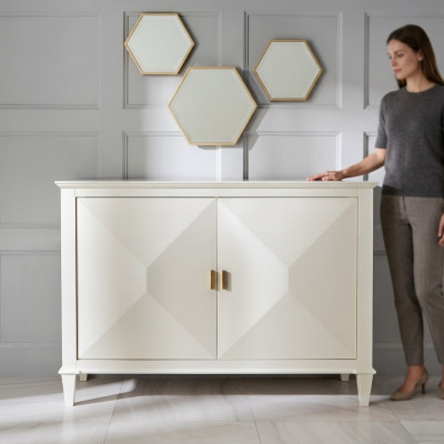 Armario cómoda cajonera madera lujo aparador muebles salón beige armario