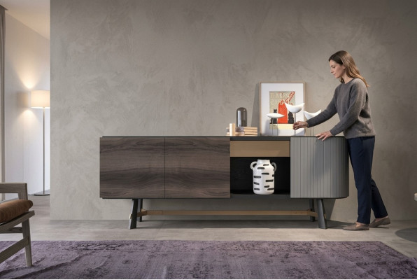 Mueble de madera para el comedor moderno en negro.