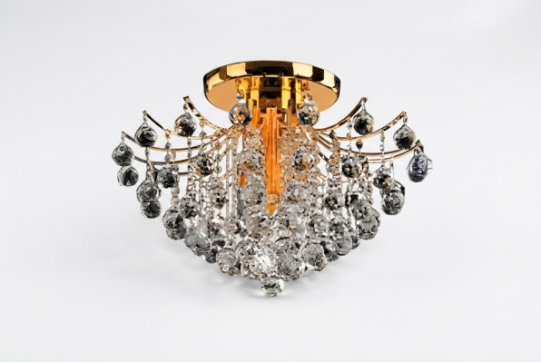 Candelabro decorativo dorado, lámpara de techo, lámpara de cristal de luz, lámpara de lujo.