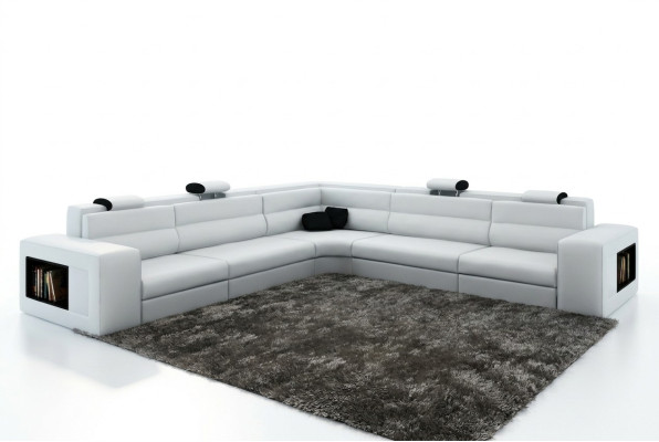 Sofá de cuero con USB, sofá esquinero, asiento acolchado, salón XXL grande en color blanco.