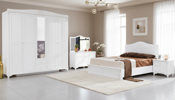 Juego de dormitorio de lujo de 4 piezas. Cama, 2 mesitas de noche, cómoda. Muebles rústicos nuevos.