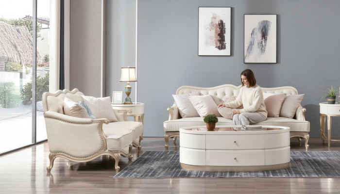 Sofá clásico Chesterfield de 3 plazas + 2 plazas en color beige.