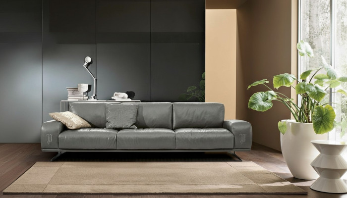 Sofá 3 plazas de lujo de cuero para sala de estar en color gris de diseño Prianera.