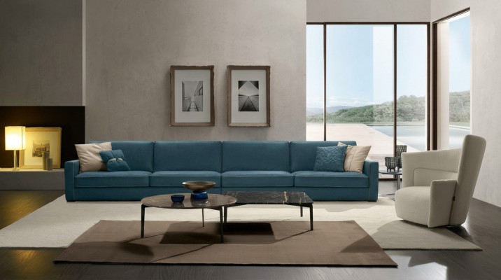 Sofá de 4 plazas tapizado en cuero Diseño de sofás italianos Muebles azules.