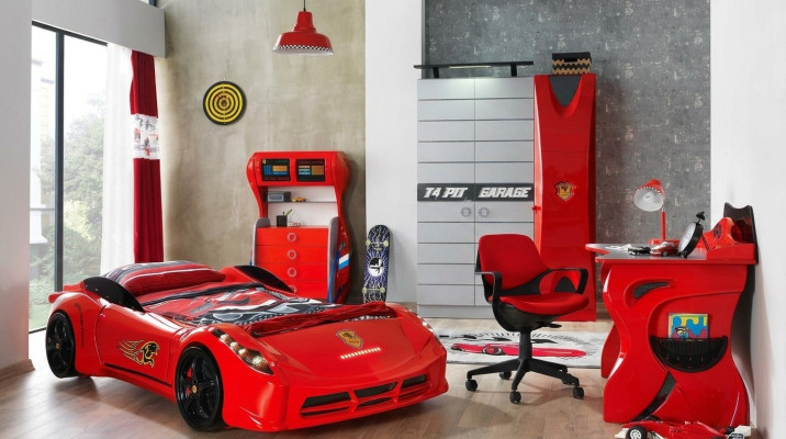 Conjunto de muebles para niño: cama, armario, cómoda y escritorio (4 piezas).