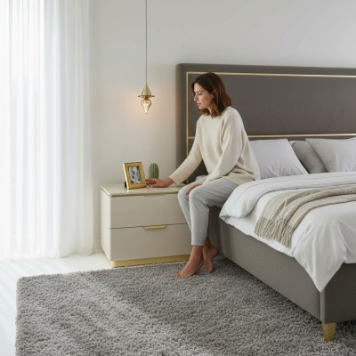 Conjunto de consola de dormitorio y mesita de noche 2x, muebles de hotel de lujo en beige, nuevo.