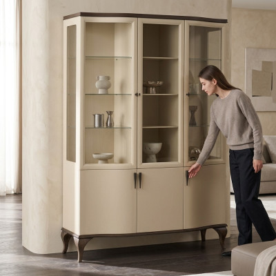 Vitrinas de cristal Armario de vidrio de lujo Credenza Vitrina Sala de estar Beige Madera Nueva