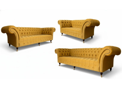 Conjunto completo de sofás Chesterfield amarillos.