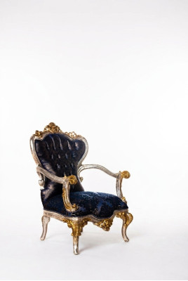 Silla de lujo Trono clásico Sillón de respaldo silla barroca Terciopelo Azul Oro