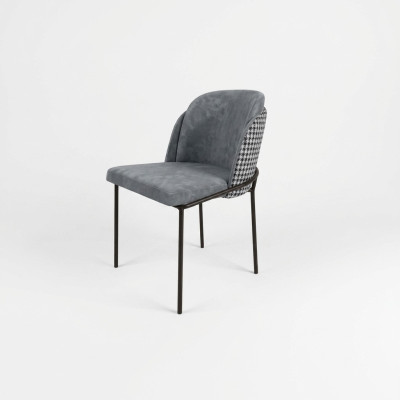 Silla gris original sobre patas de acero inoxidable para su comedor, nuevo modelo.
