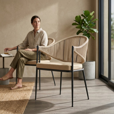 Silla beige de una plaza muebles tapizados Sillas de comedor Elementos de acero inoxidable