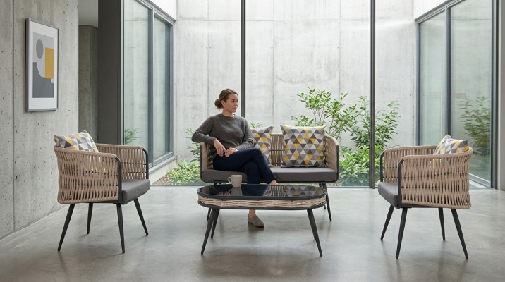Muebles de jardín Conjunto de sofá Mesa Taburete Sillón Porche Conjunto de asientos de 4 piezas.