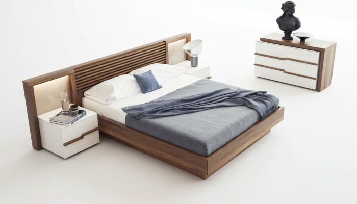 Conjunto de dormitorio marrón lujo cama cómoda mesitas de noche nogal natural.