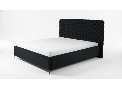Cama de Chesterfield negra. Diseño clásico de mueble para dormitorio. Tapizado.