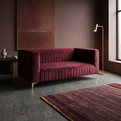 Sofá de 2 plazas elegante y súper cómodo en color lila se convierte en un brillante acento en su interior.