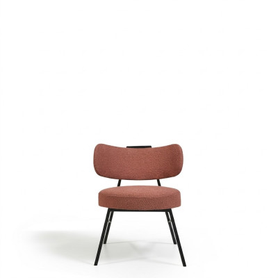 Silla de comedor marrón moderna y lujosa de diseño italiano.