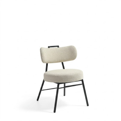 Silla de diseño de lujo de madera con acolchado suave para comedor.