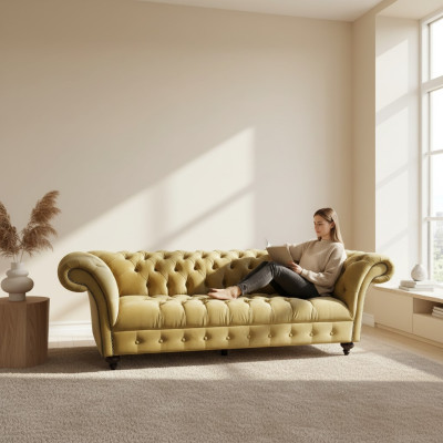 Sofá de lujo de tres plazas diseño Chesterfield en tela moderna.