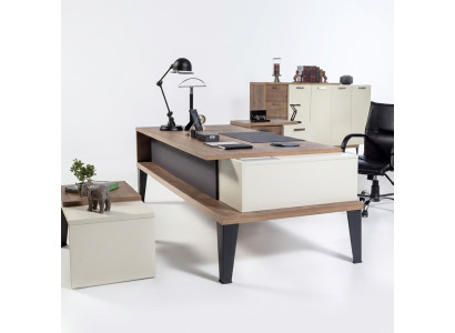Escritorio de diseñador, muebles de oficina exclusivos, mesa, gran escritorio de jefe.