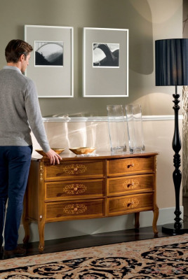 Diseño exclusivo de lujo, cómoda de madera marrón, muebles clásicos nuevos.