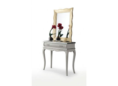 Mesa de consola de diseñador blanco. Mesa de madera clásica. Muebles de dormitorio.
