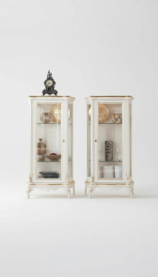 Vitrina de madera de alta calidad, diseño clásico de muebles blancos.
