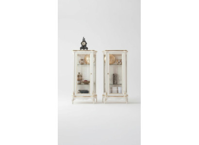 Vitrina de madera de alta calidad, diseño clásico de muebles blancos.