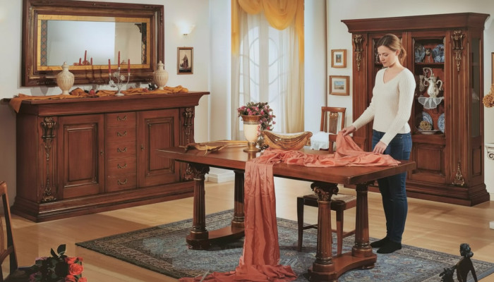 Juego de comedor Mesa de comedor Cómoda Vitrina Espejo Muebles clásicos de lujo