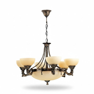 Lámpara de techo moderna de cristal beige con candelabro.