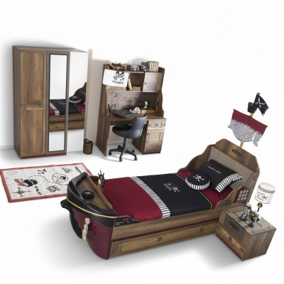 Cama funcional pirata para niños en marrón de madera, juego de cama con mesita de noche.