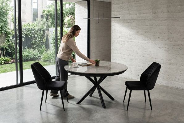 Mesa de comedor extensible redonda de madera gris nueva