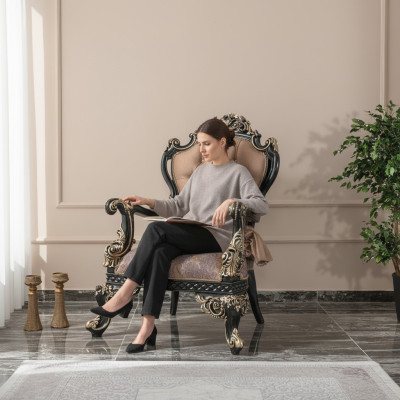 Sillón beige orejero barroco de poliéster para sala de estar