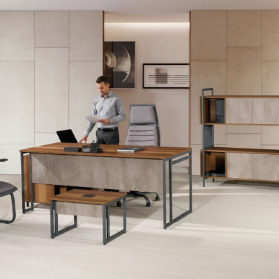 Muebles de oficina clásicos completos en color marrón con escritorio de esquina de madera de 3 piezas.