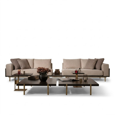 Sofá de cuatro plazas, sofá tapizado de 4 plazas, sofá de tela beige, mesa moderna nueva.