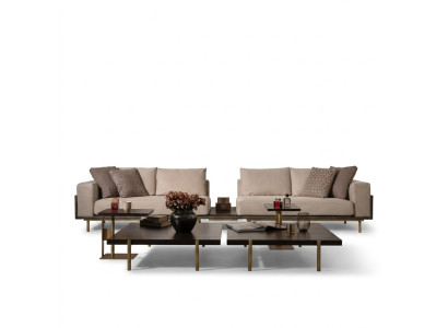Sofá de cuatro plazas, sofá tapizado de 4 plazas, sofá de tela beige, mesa moderna nueva.