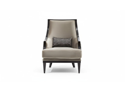 Sillón orejero, individual, de tela gris, clásico de salón.